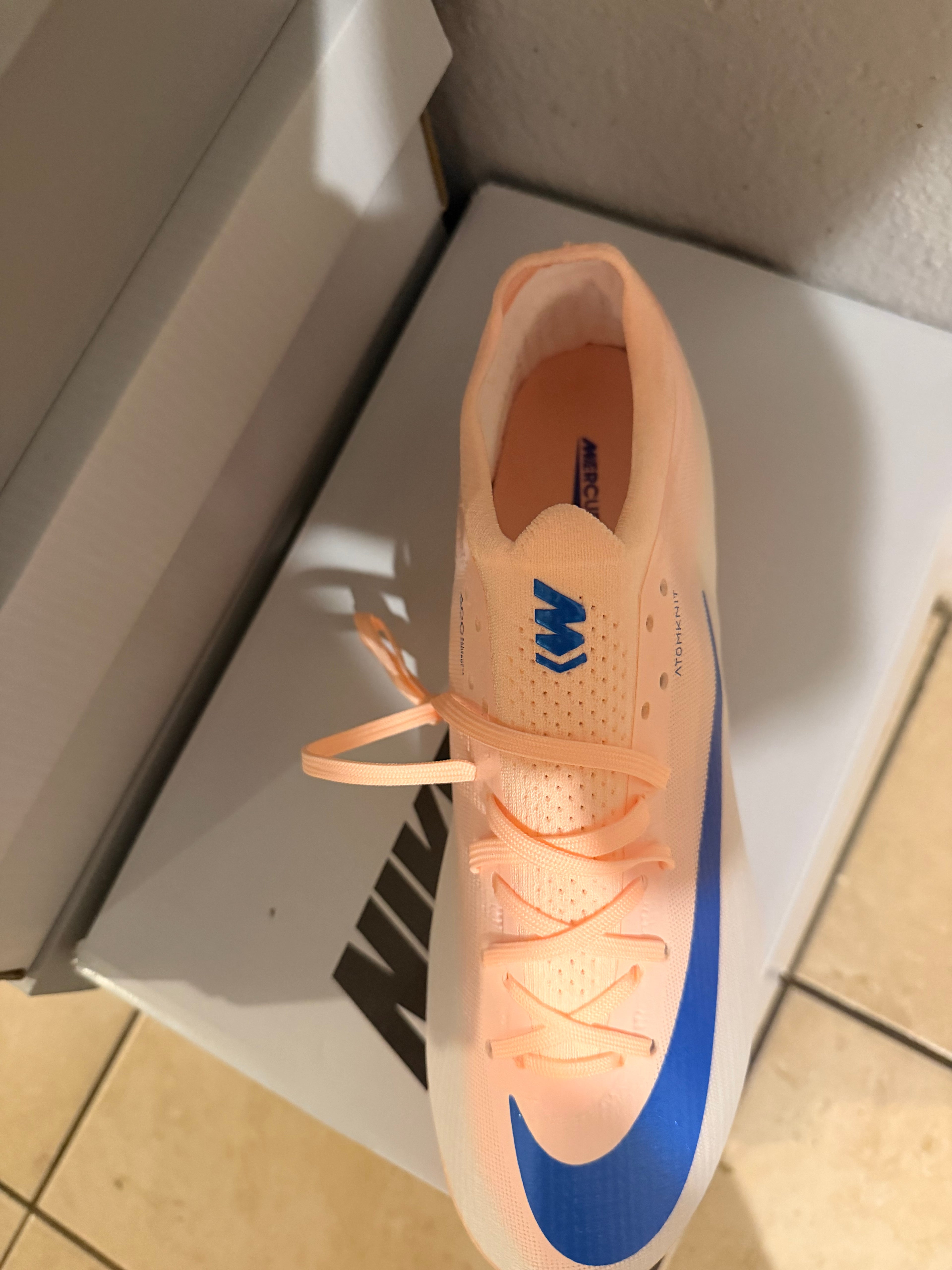Nike Mercuria